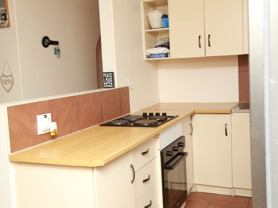 2 Bedroom Property for Sale in Amalinda Eastern Cape